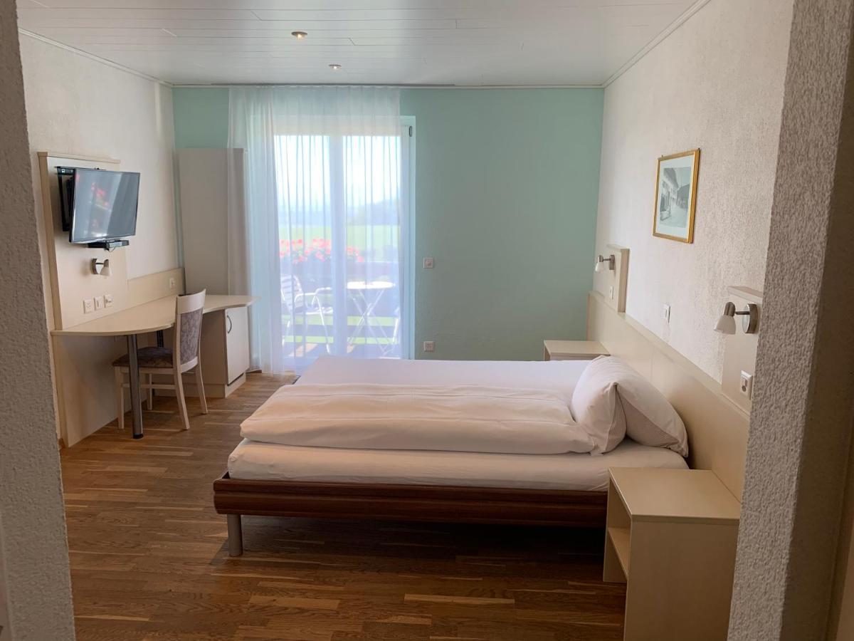 Hotel Restaurant Alpenblick Wolfisberg Екстер'єр фото